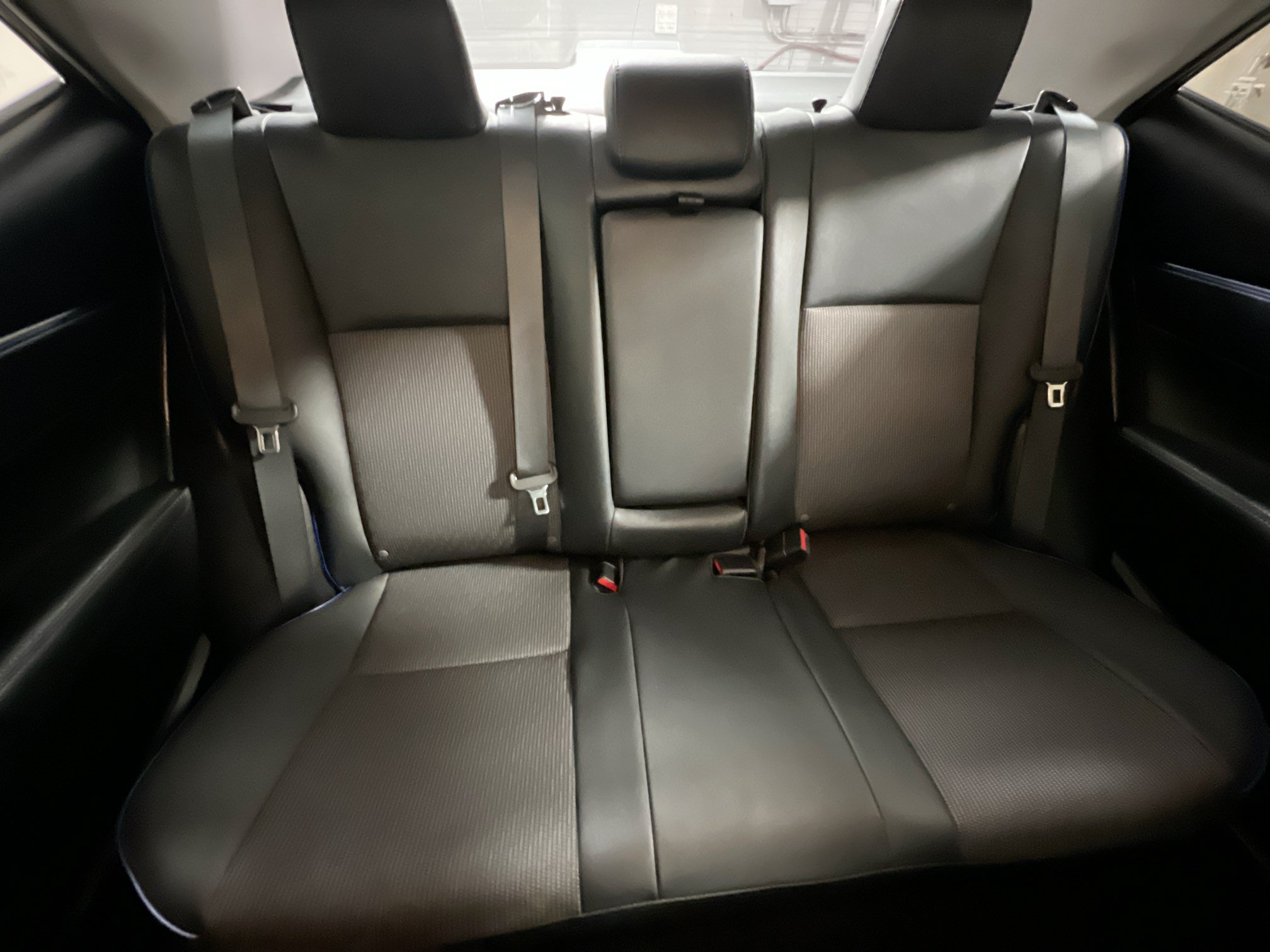 Used 2019 Toyota Corolla SE w/ SE Premium Package FWD image 32