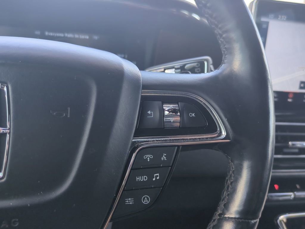 Used 2023 Lincoln Navigator L Reserve image 35