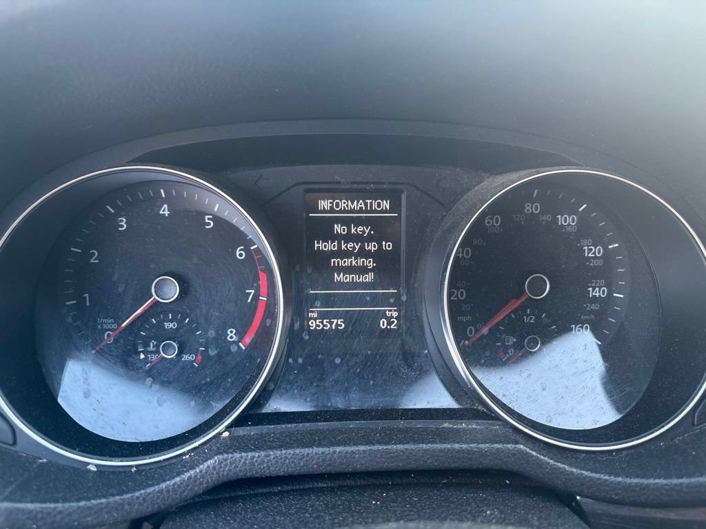 Used 2018 Volkswagen Passat 2.0T SE FWD image 21