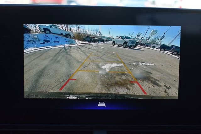 New 2026 Chevrolet Trax LT w/ Sunroof Package image 29