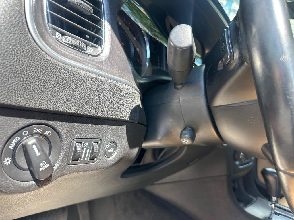 Used 2013 Dodge Charger R/T AWD/4WD image 30