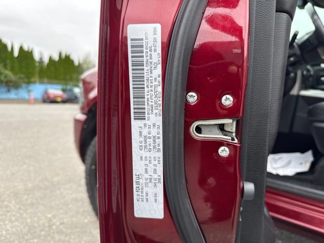 Used 2017 RAM 2500 Laramie w/ Sport Appearance Group AWD/4WD image 25