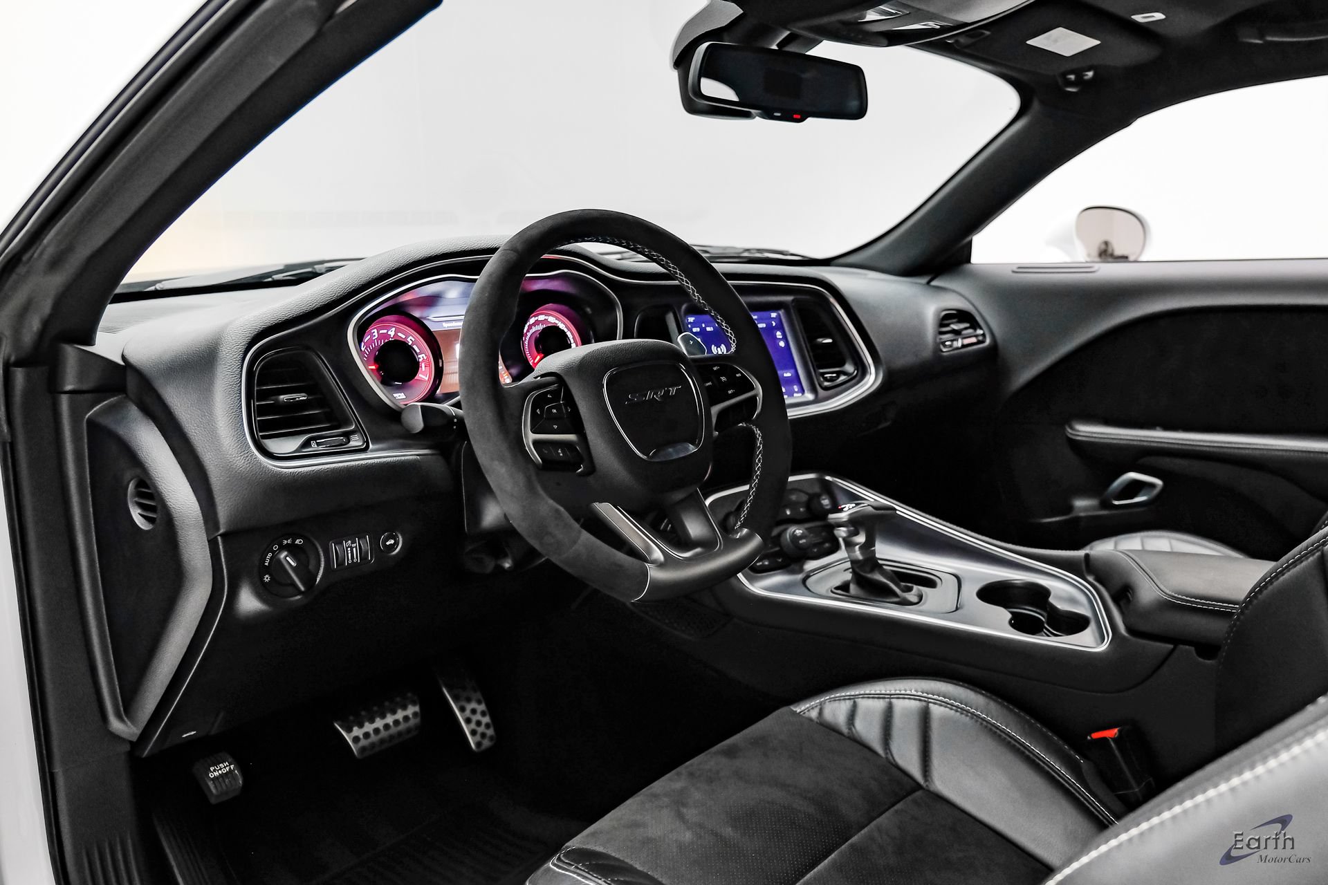 Used 2018 Dodge Challenger SRT Demon RWD image 2