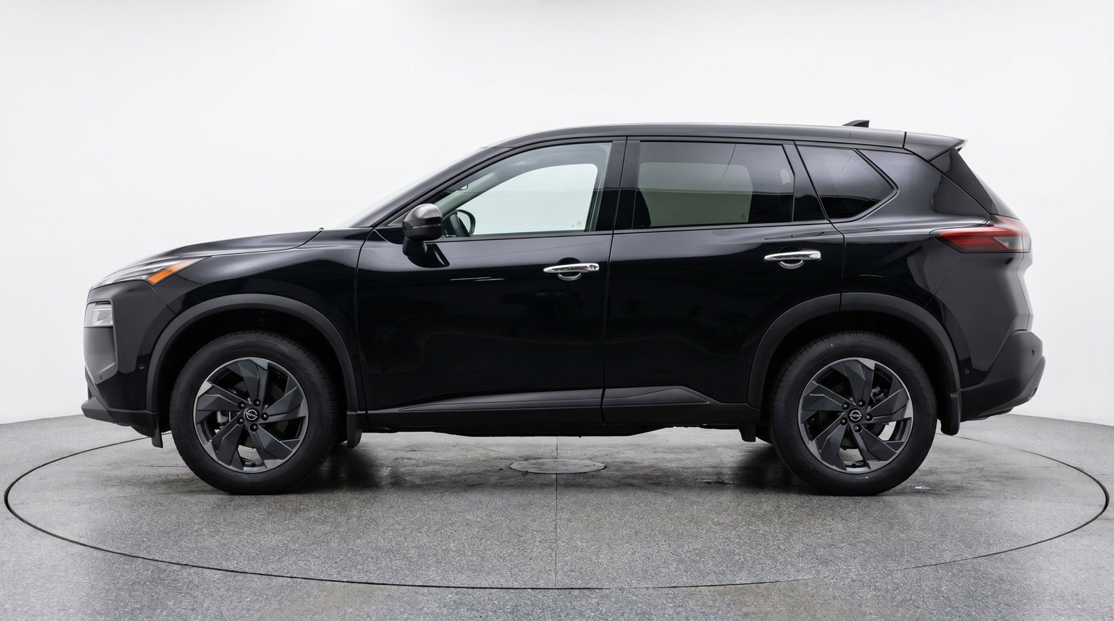 Used 2025 Nissan Rogue SV FWD image 5