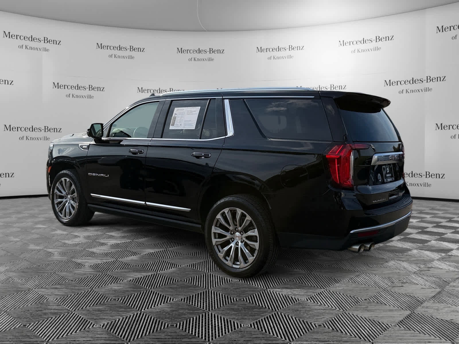 Used 2022 GMC Yukon Denali image 3