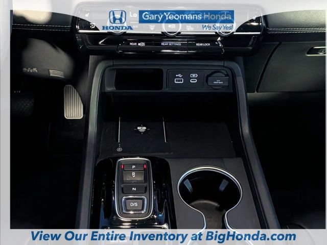 Certified 2025 Honda Pilot Touring image 23