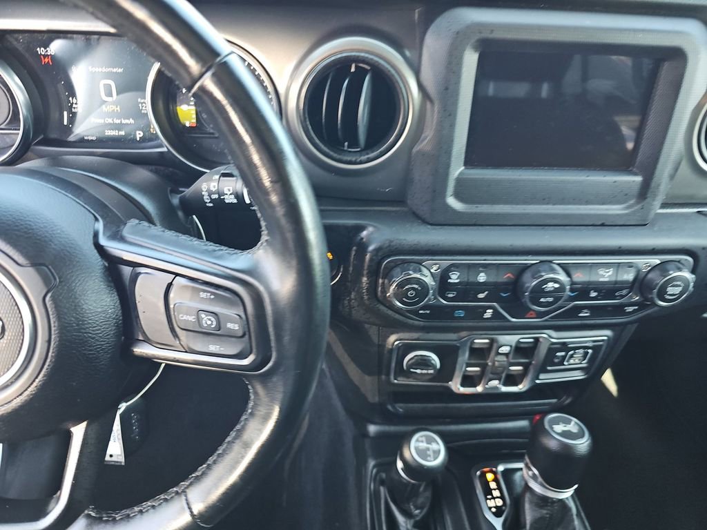 Used 2023 Jeep Wrangler Unlimited w/ Cold Weather Group image 6