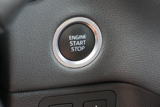 Used 2024 Toyota Tundra Limited AWD/4WD image 29