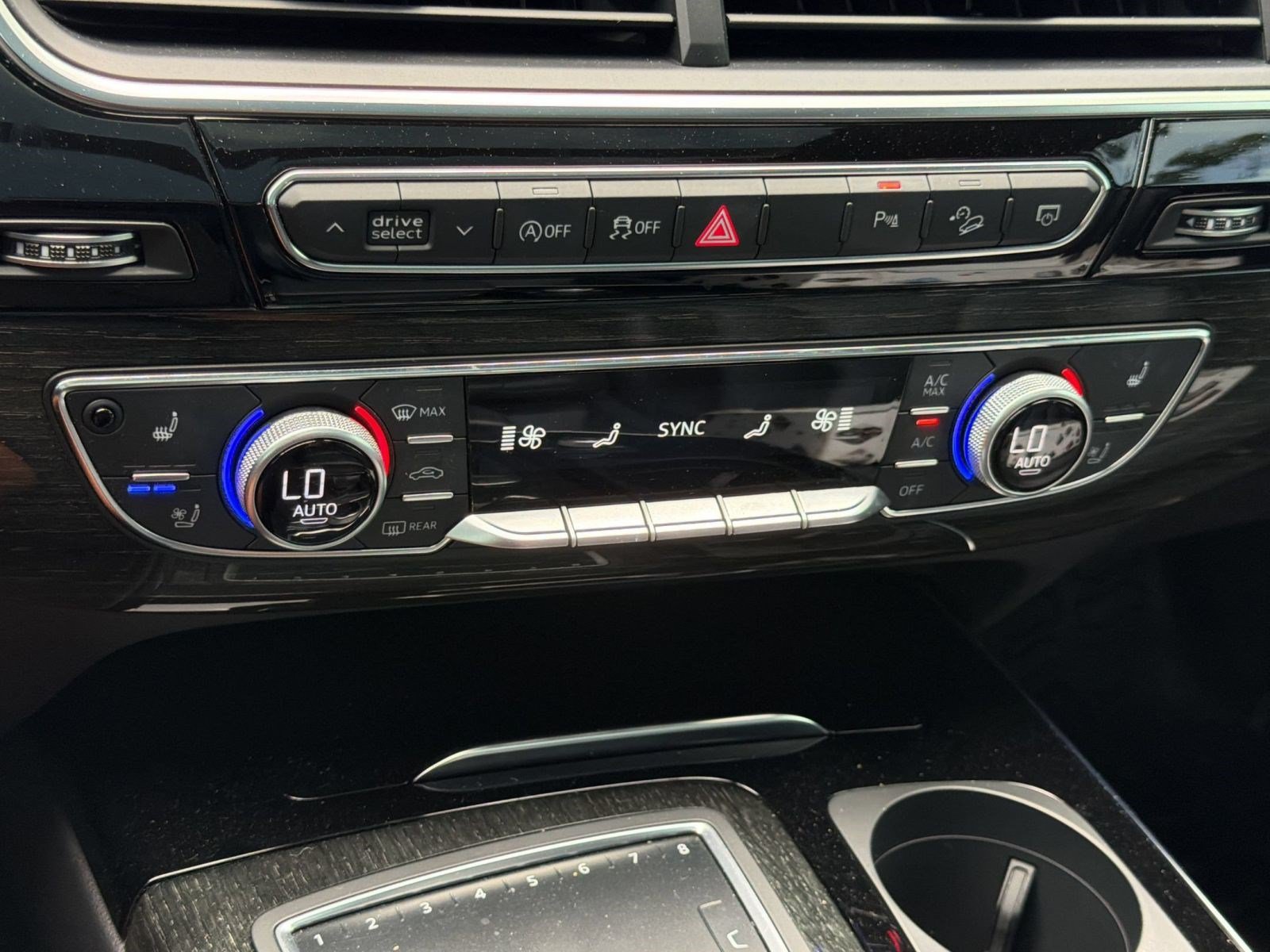 Used 2019 Audi Q7 3.0T Premium Plus w/ Premium Plus Package AWD/4WD image 19