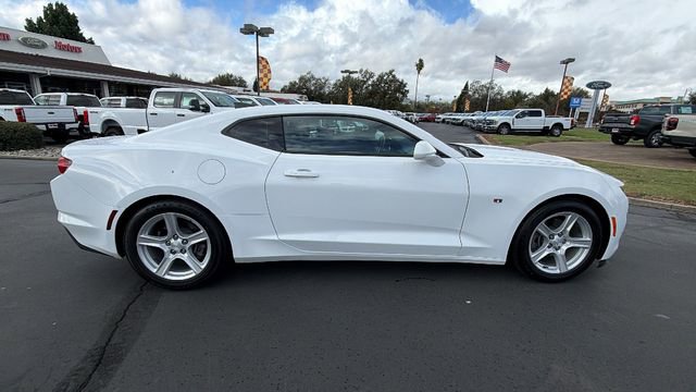 Used 2024 Chevrolet Camaro LT w/ Technology Package image 3