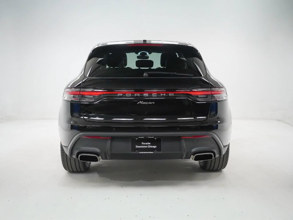 Certified 2026 Porsche Macan AWD/4WD image 11