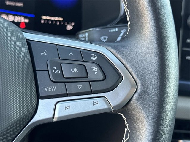 Used 2023 Volkswagen Taos SE w/ Panoramic Sunroof Package image 9