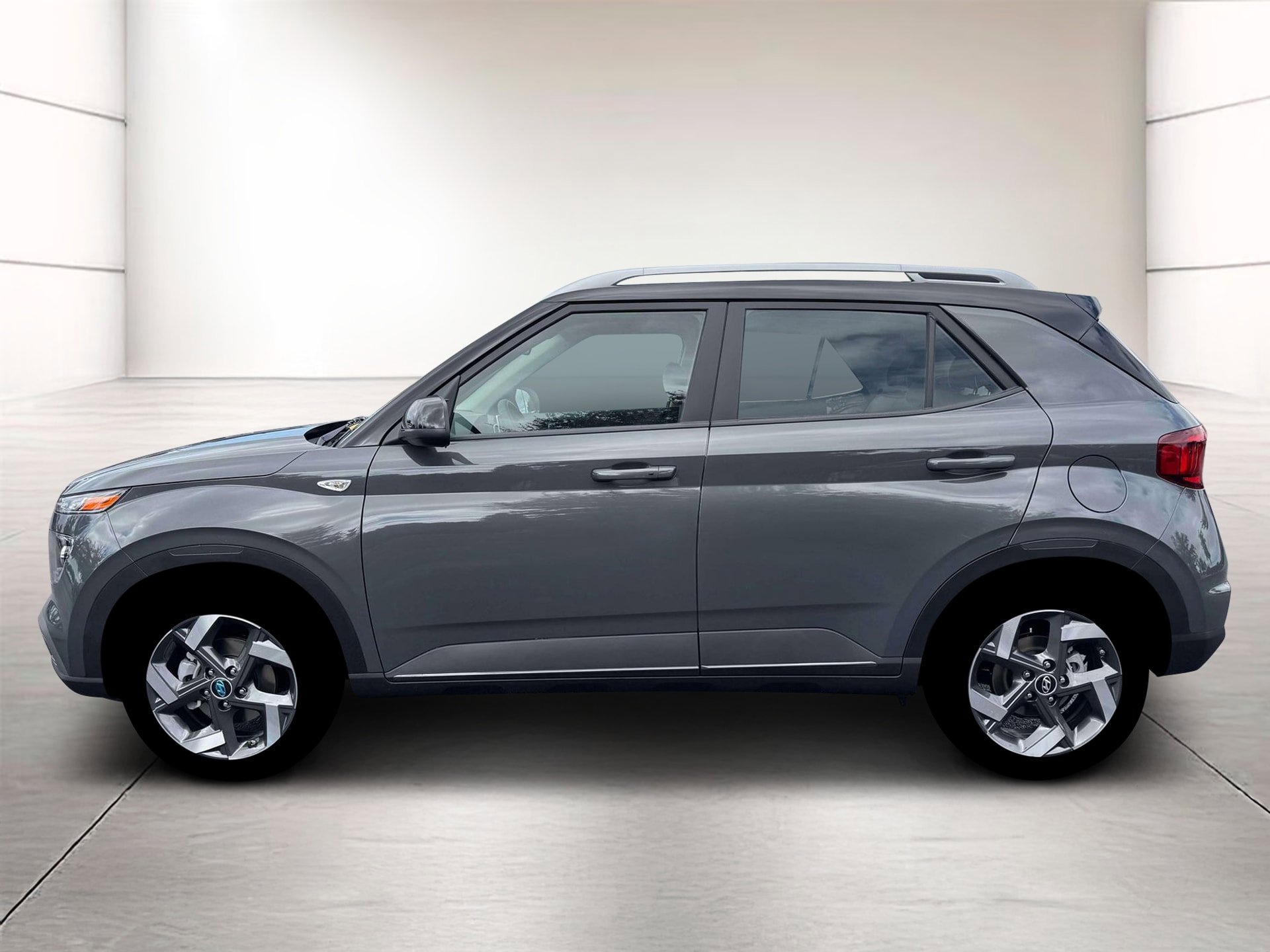 New 2026 Hyundai Venue SEL FWD image 3
