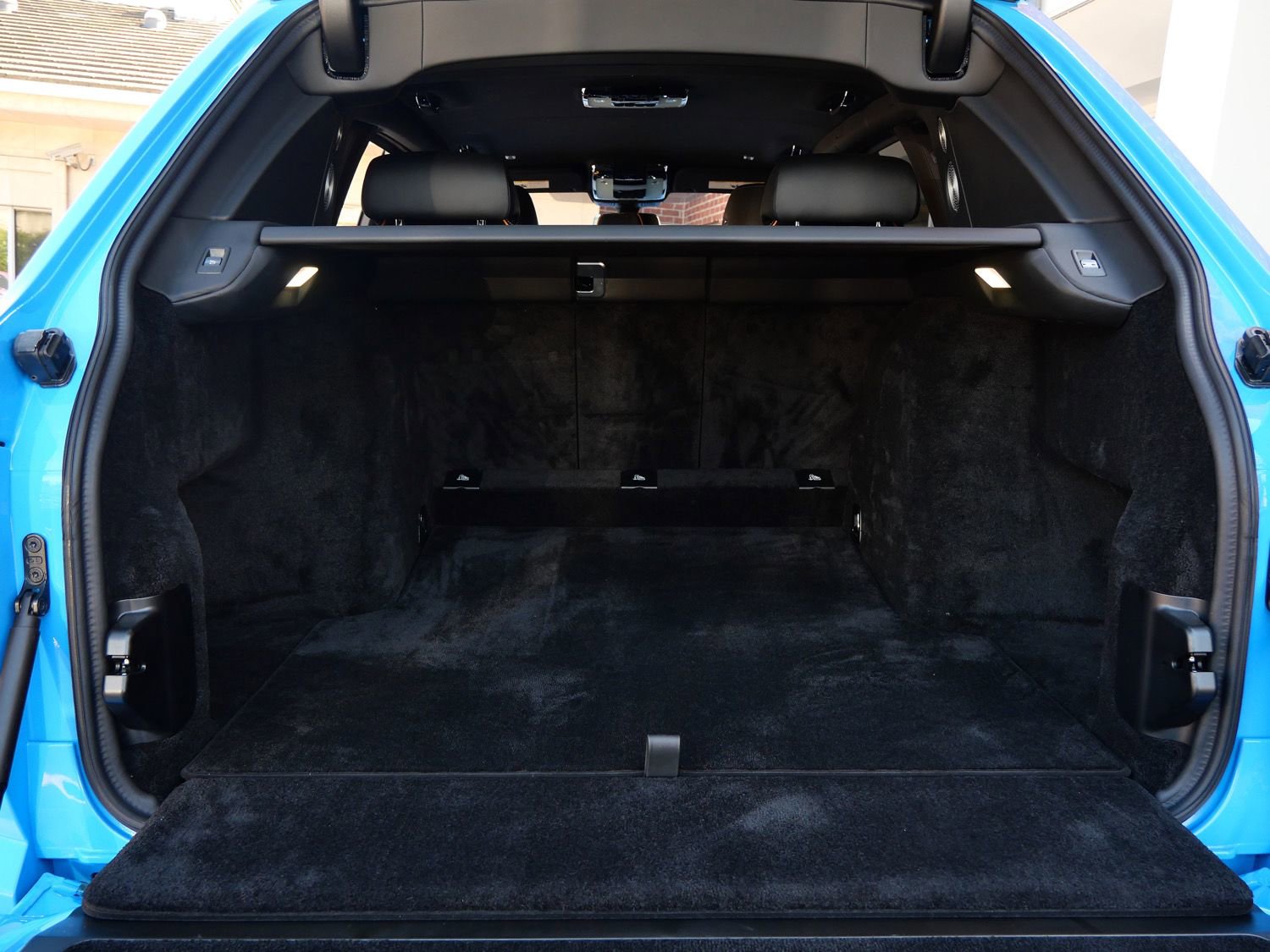 Used 2026 Rolls-Royce Cullinan image 31