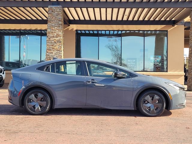 Used 2024 Toyota Prius Prime SE image 5