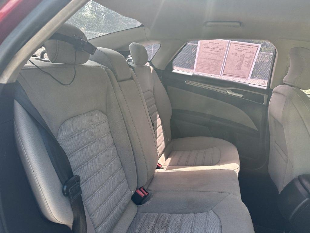 Used 2018 Ford Fusion S FWD image 22