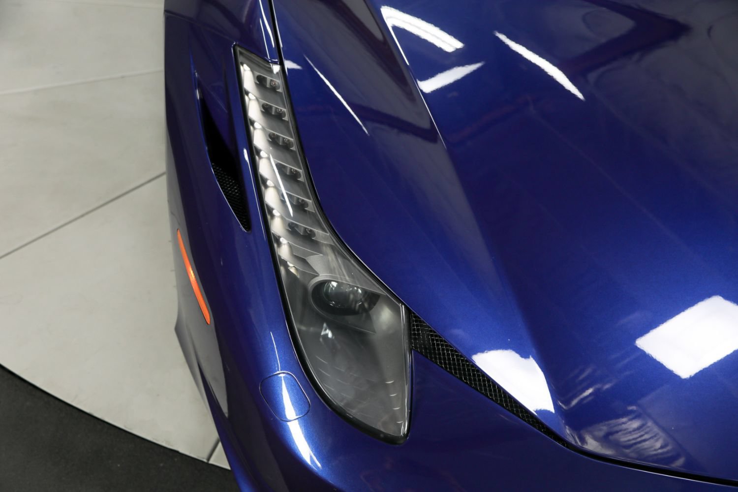 Used 2015 Ferrari 458 Spider RWD image 13