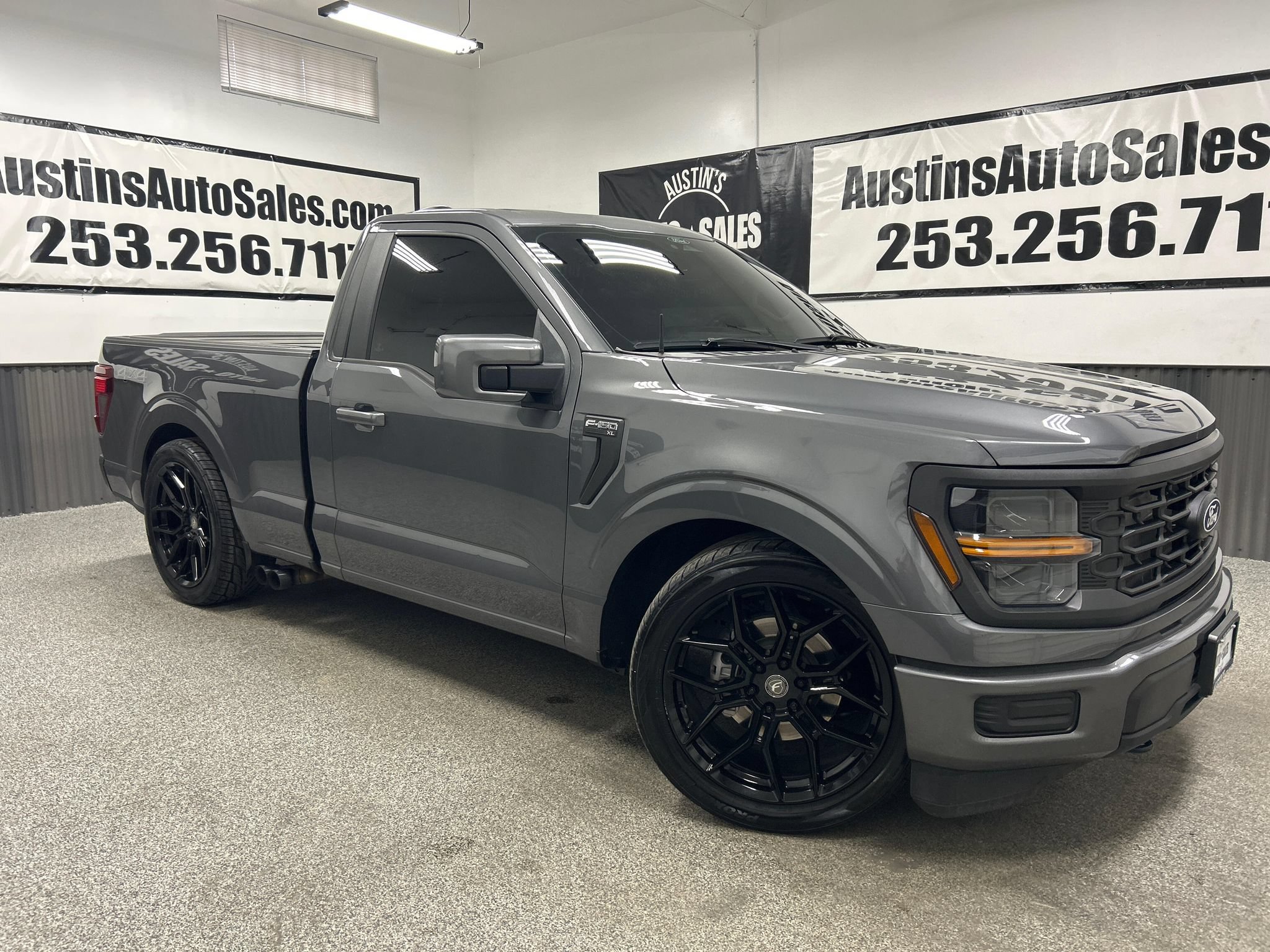 Used 2024 Ford F150 XL AWD/4WD image 1