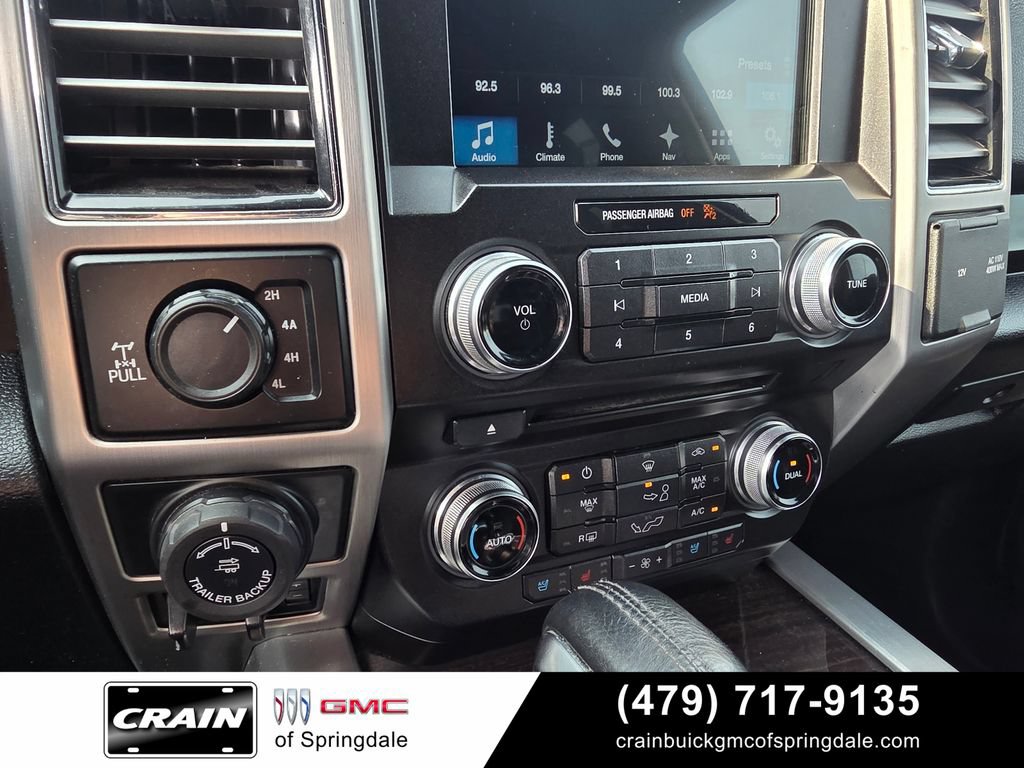 Used 2017 Ford F150 Platinum w/ Equipment Group 701A Luxury AWD/4WD image 18