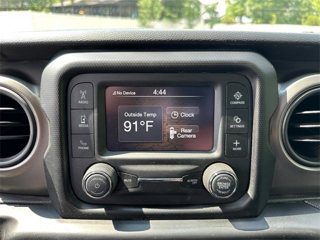 Used 2021 Jeep Gladiator Willys image 26