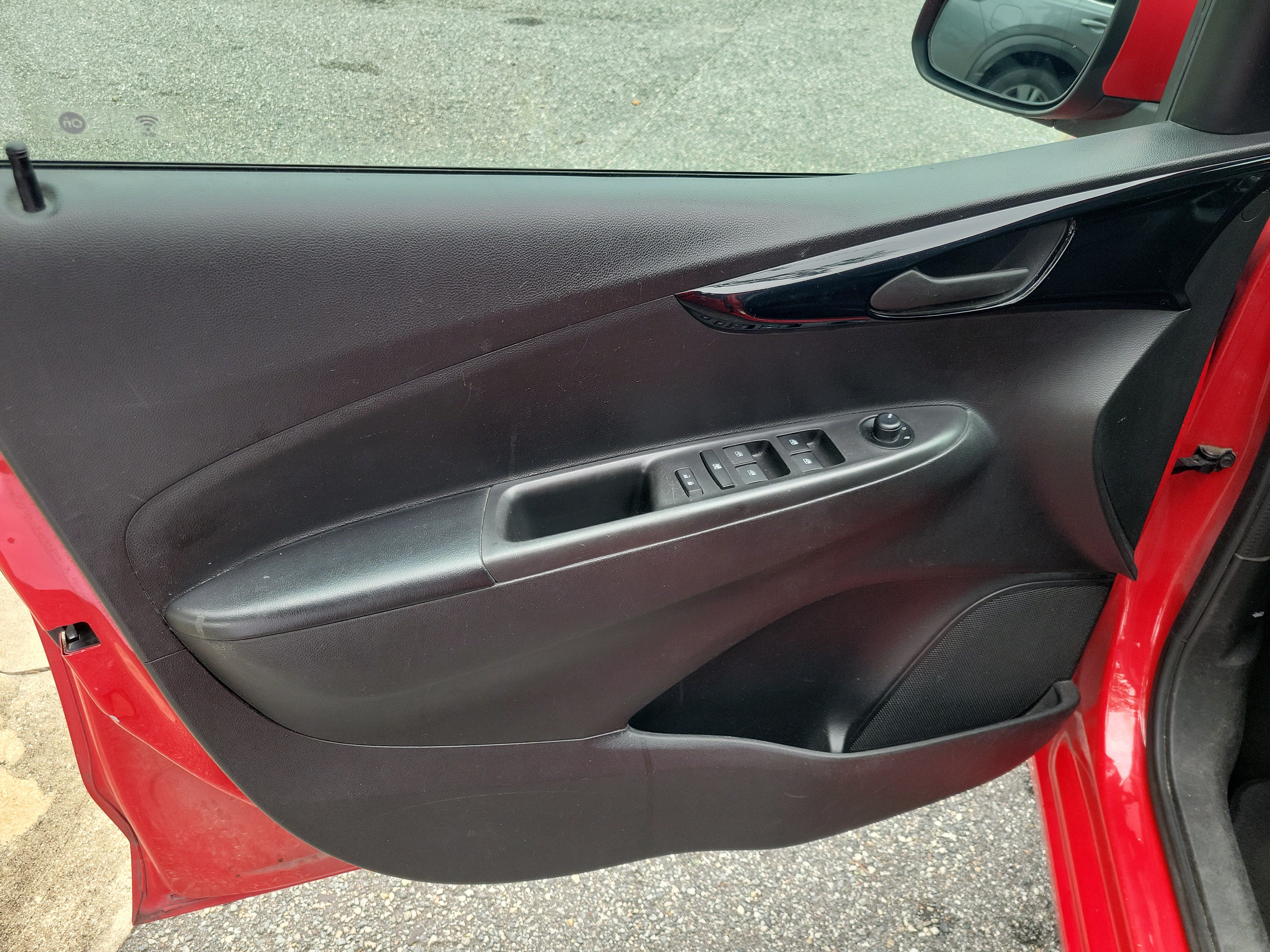 Used 2020 Chevrolet Spark LT FWD image 15