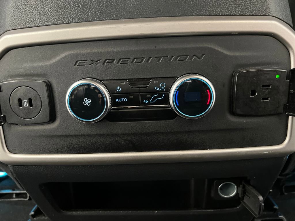 Used 2024 Ford Expedition Max XLT image 24