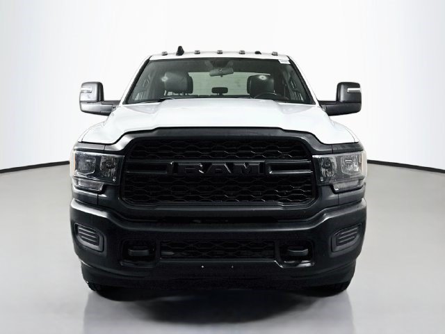 Used 2023 RAM 2500 Tradesman AWD/4WD image 2
