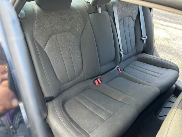 Used 2016 Chrysler 200 Limited image 27