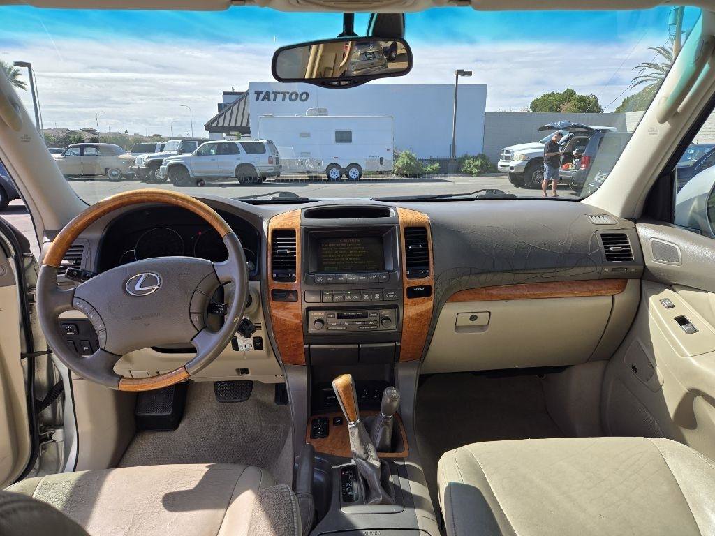 Used 2004 Lexus GX 470 image 10