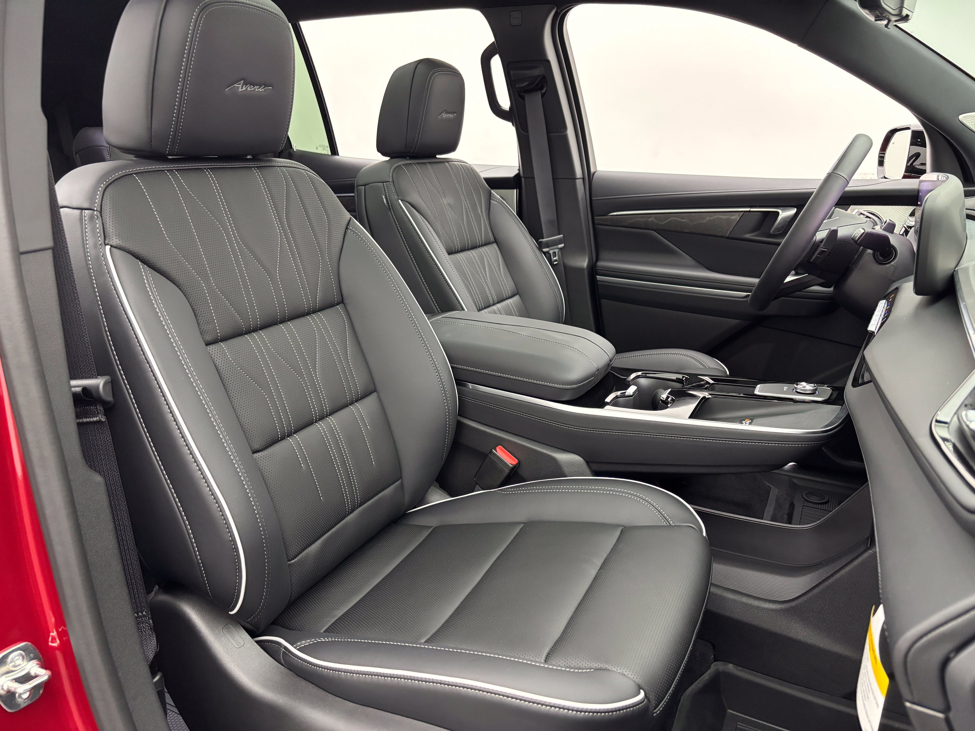 New 2027 Buick Enclave Avenir w/ LPO, Floor Liner Package AWD/4WD image 41