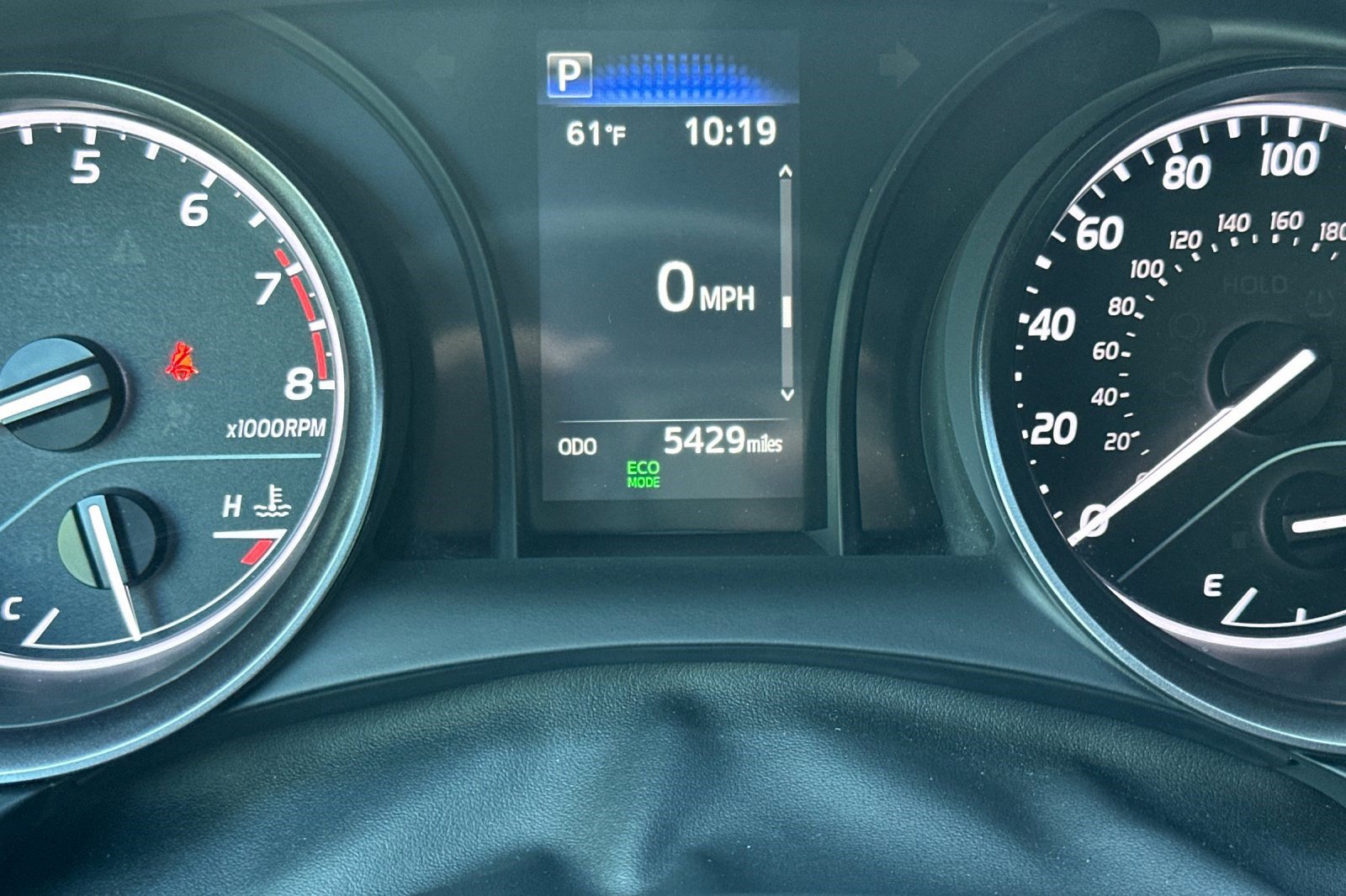 Used 2024 Toyota Camry SE FWD image 31