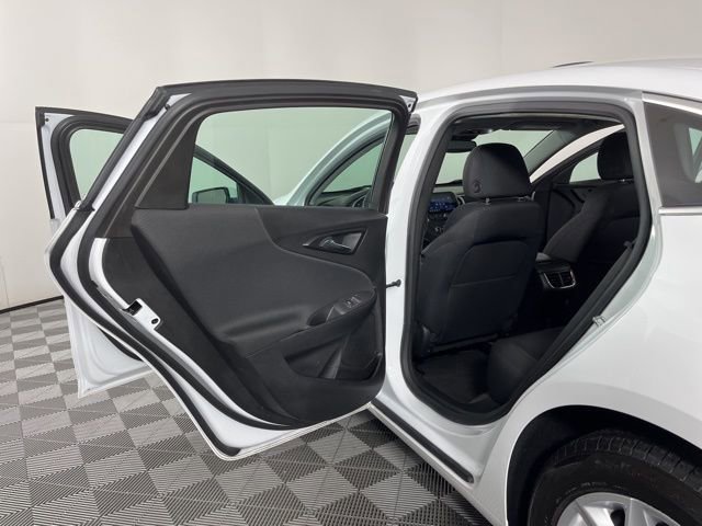 Used 2024 Chevrolet Malibu LT image 41