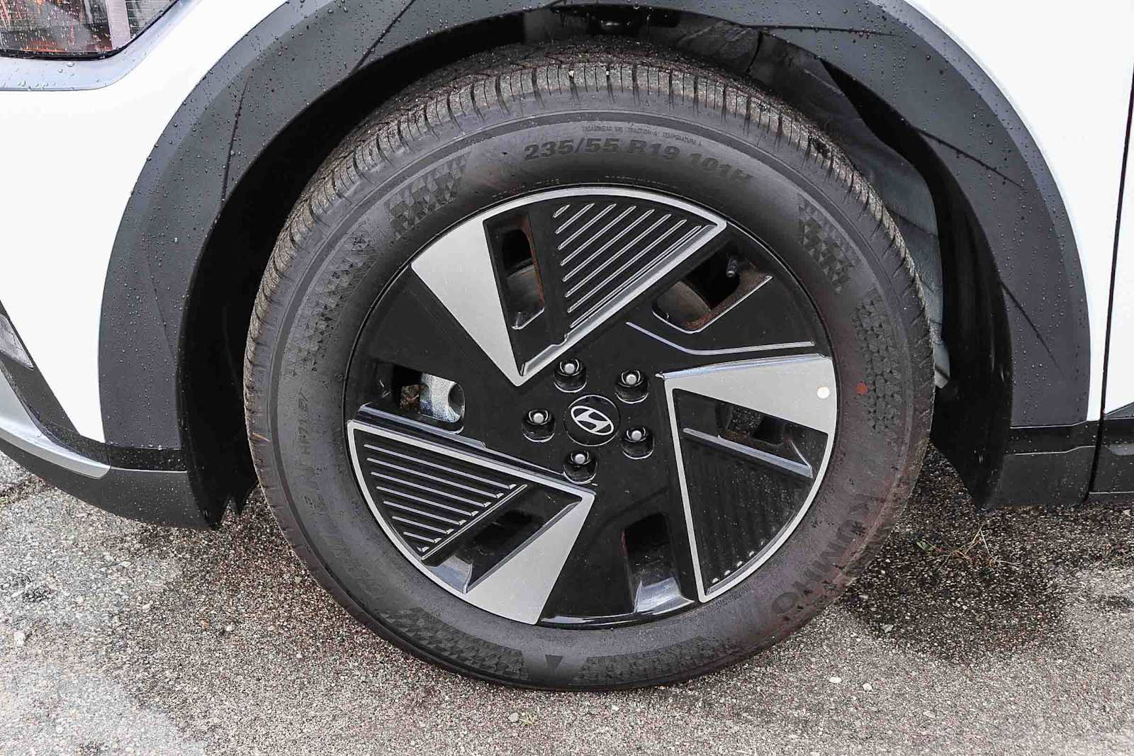 New 2026 Hyundai Ioniq 5 SE RWD image 12