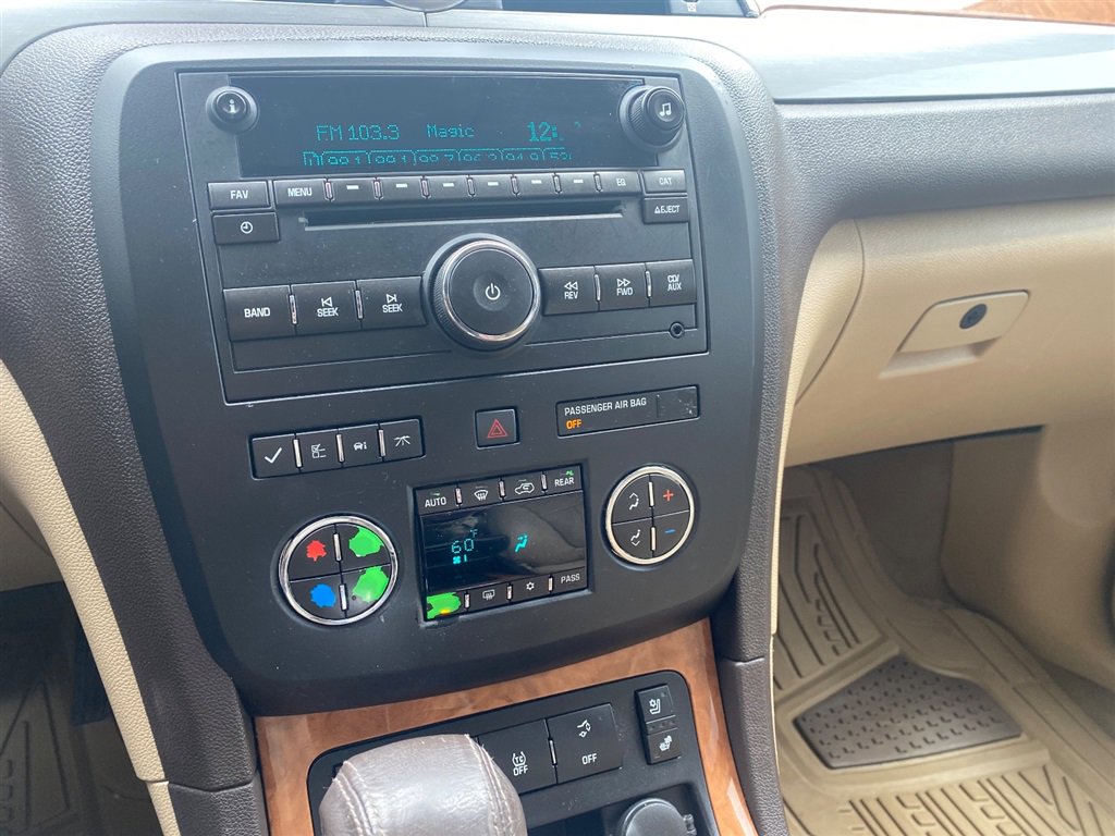 Used 2012 Buick Enclave Premium FWD image 12