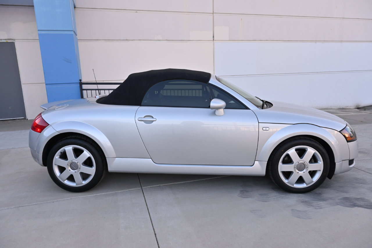 Used 2001 Audi TT 1.8T FWD image 13