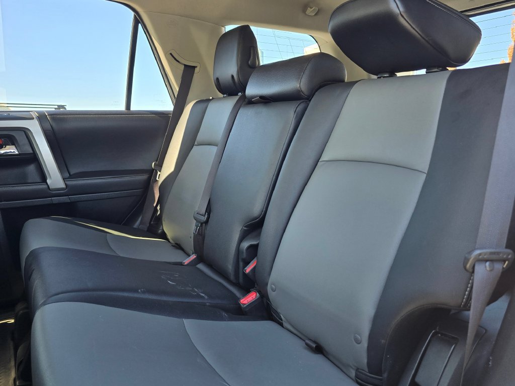 Used 2017 Toyota 4Runner SR5 Premium AWD/4WD image 18