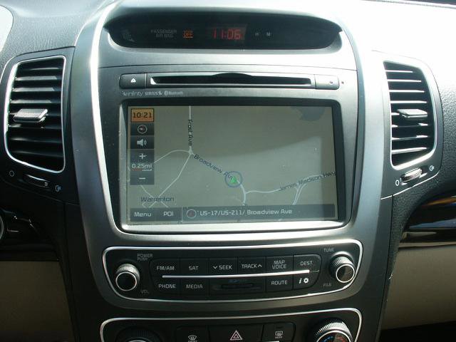 Used 2015 Kia Sorento EX w/ EX V6 Touring Package AWD/4WD image 11