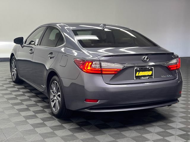 Used 2016 Lexus ES 300h w/ Navigation System Package FWD image 7