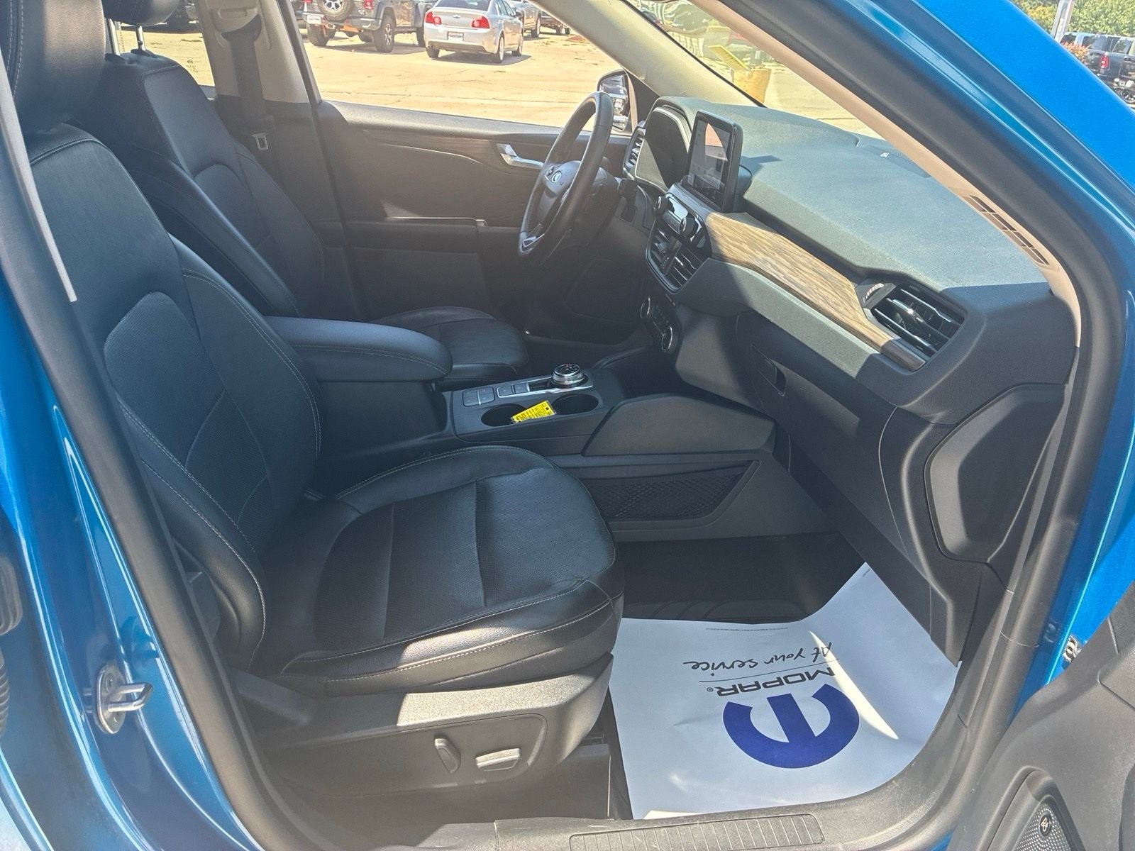 Used 2020 Ford Escape Titanium AWD/4WD image 19