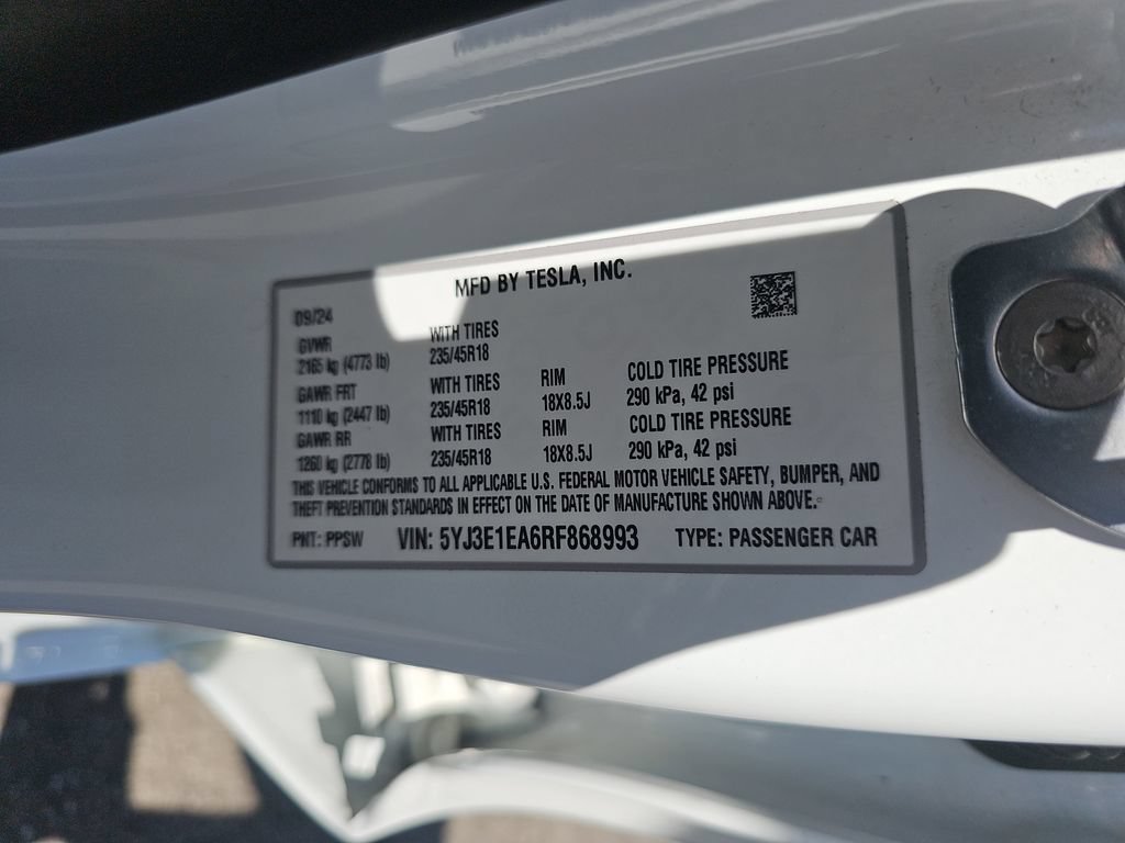 Used 2024 Tesla Model 3 Long Range RWD image 40