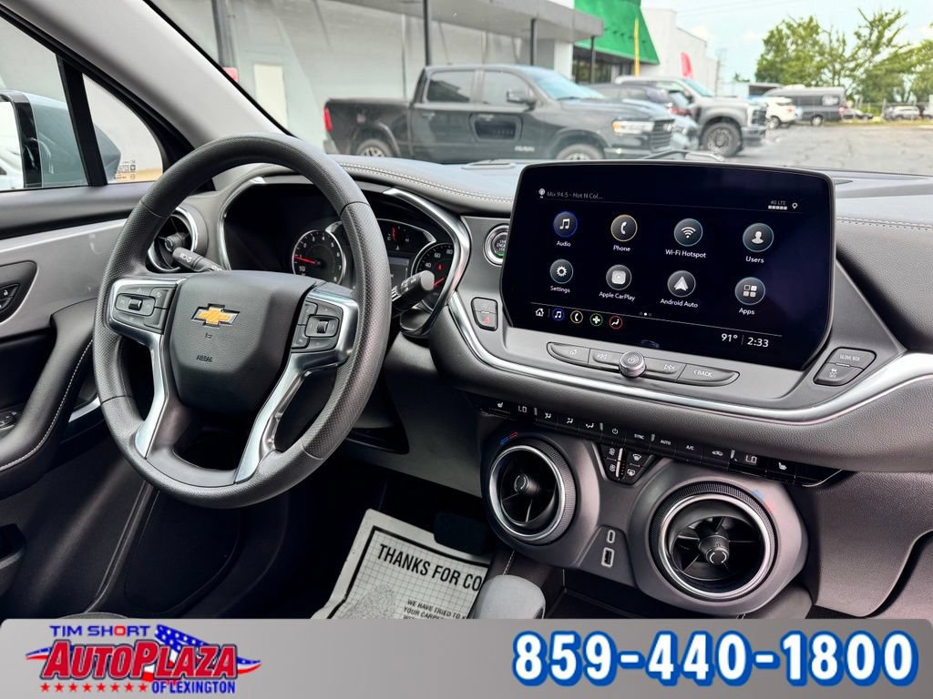 Used 2025 Chevrolet Blazer LT AWD/4WD image 47