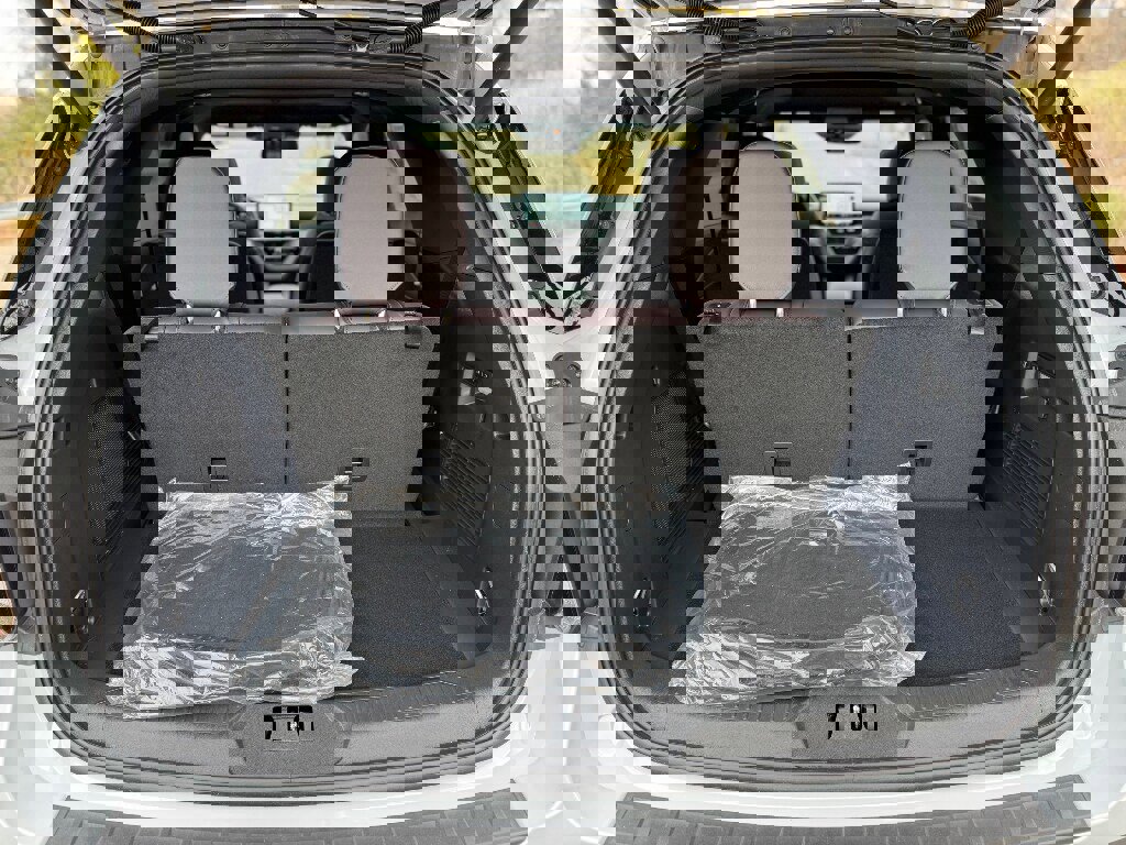 New 2026 Ford Explorer Platinum image 14