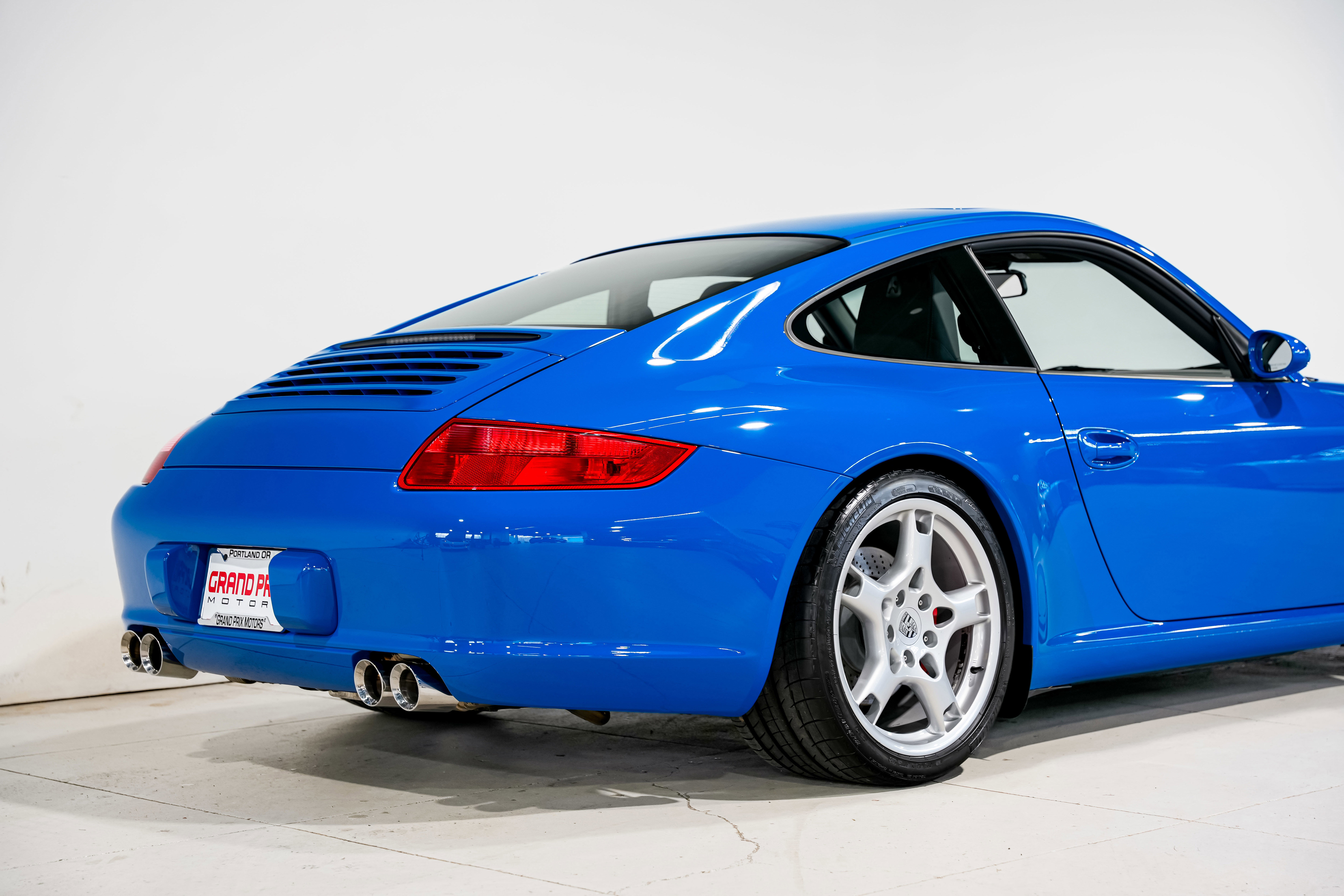 Used 2006 Porsche 911 Carrera S RWD image 30