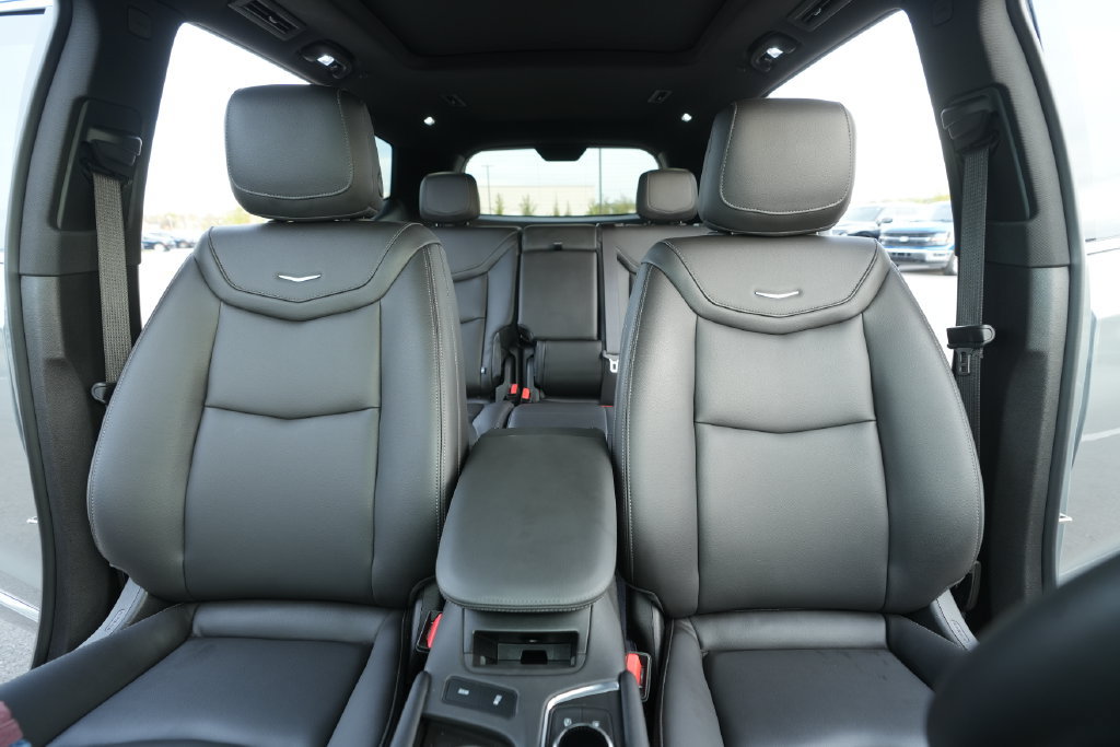 Used 2024 Cadillac XT6 Luxury AWD/4WD image 42