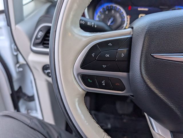 Used 2019 Chrysler Pacifica Limited FWD image 13