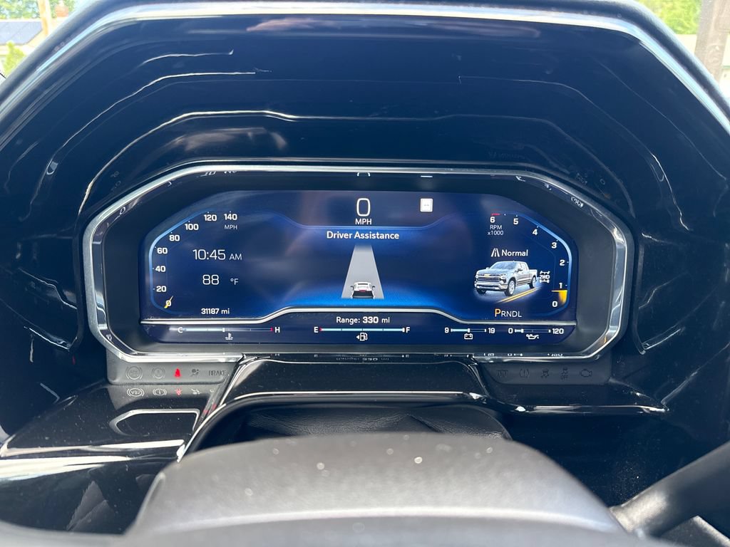 Used 2023 Chevrolet Silverado 1500 LT AWD/4WD image 9