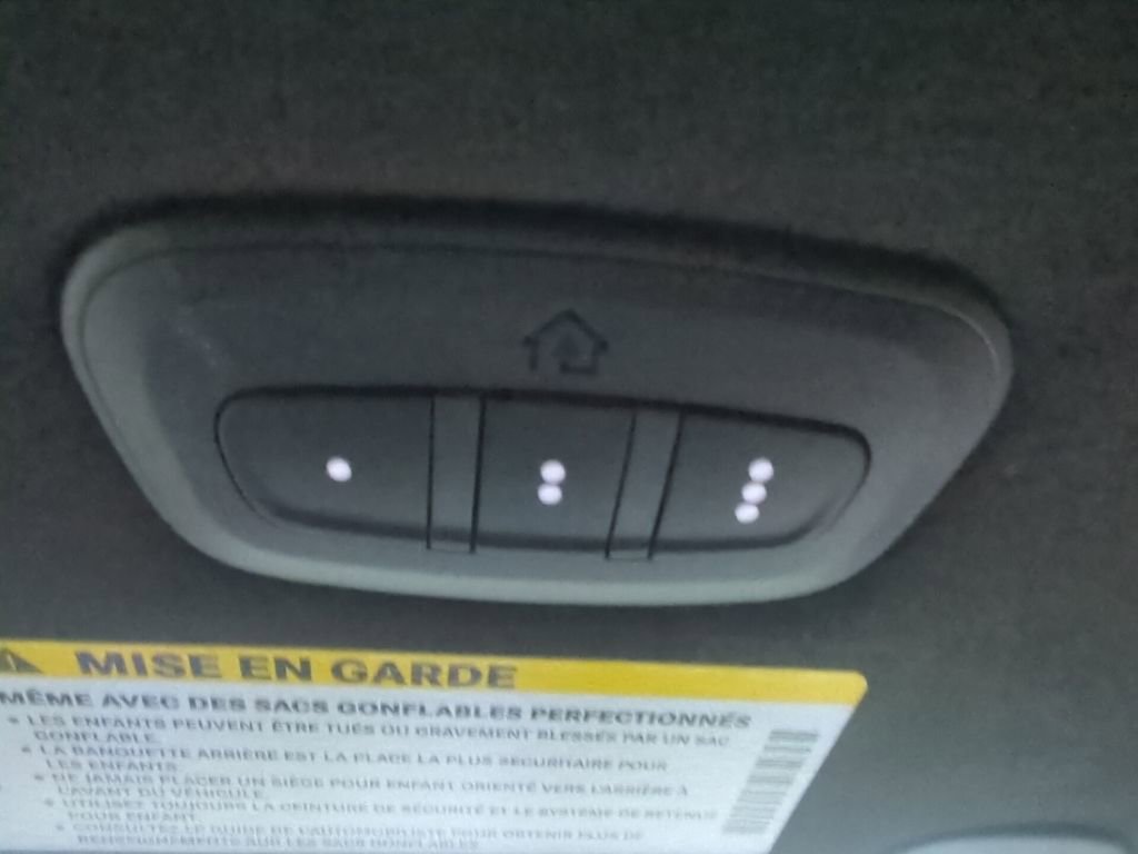 New 2026 Chrysler Pacifica Pinnacle w/ Trailer Tow Group image 16