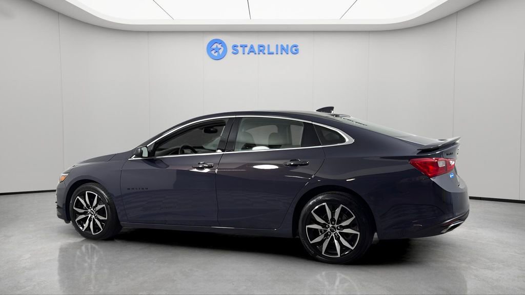 Used 2025 Chevrolet Malibu RS FWD image 4