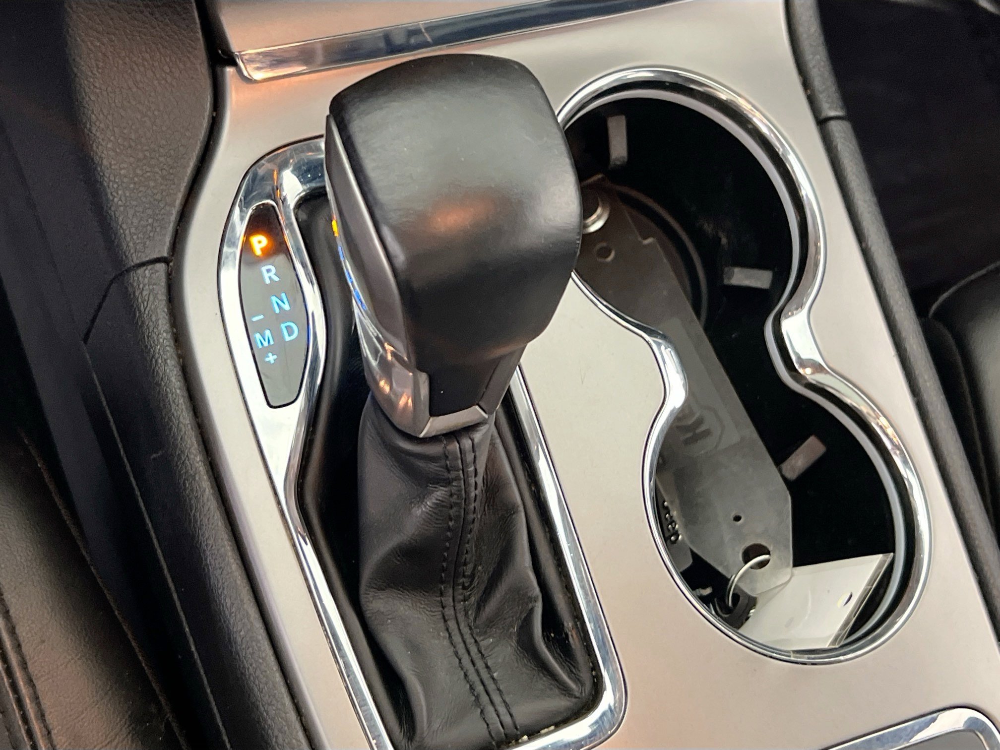 Used 2022 Jeep Grand Cherokee Limited image 17