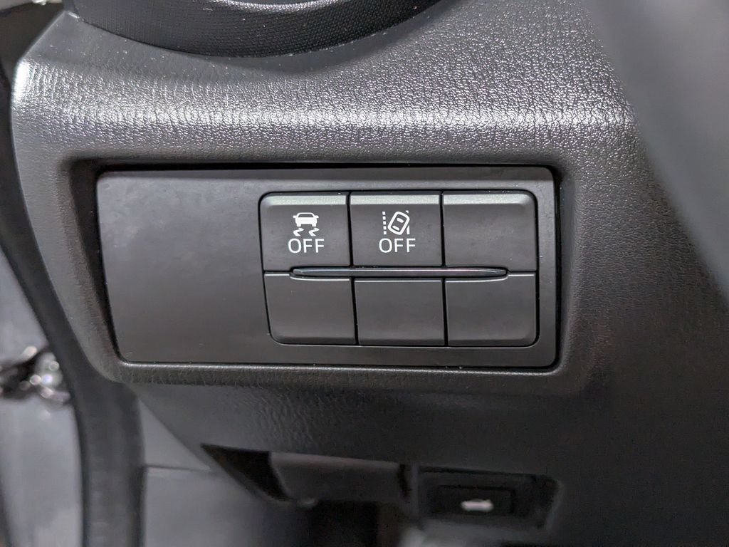 Used 2022 MAZDA MX-5 Miata Grand Touring RWD image 32
